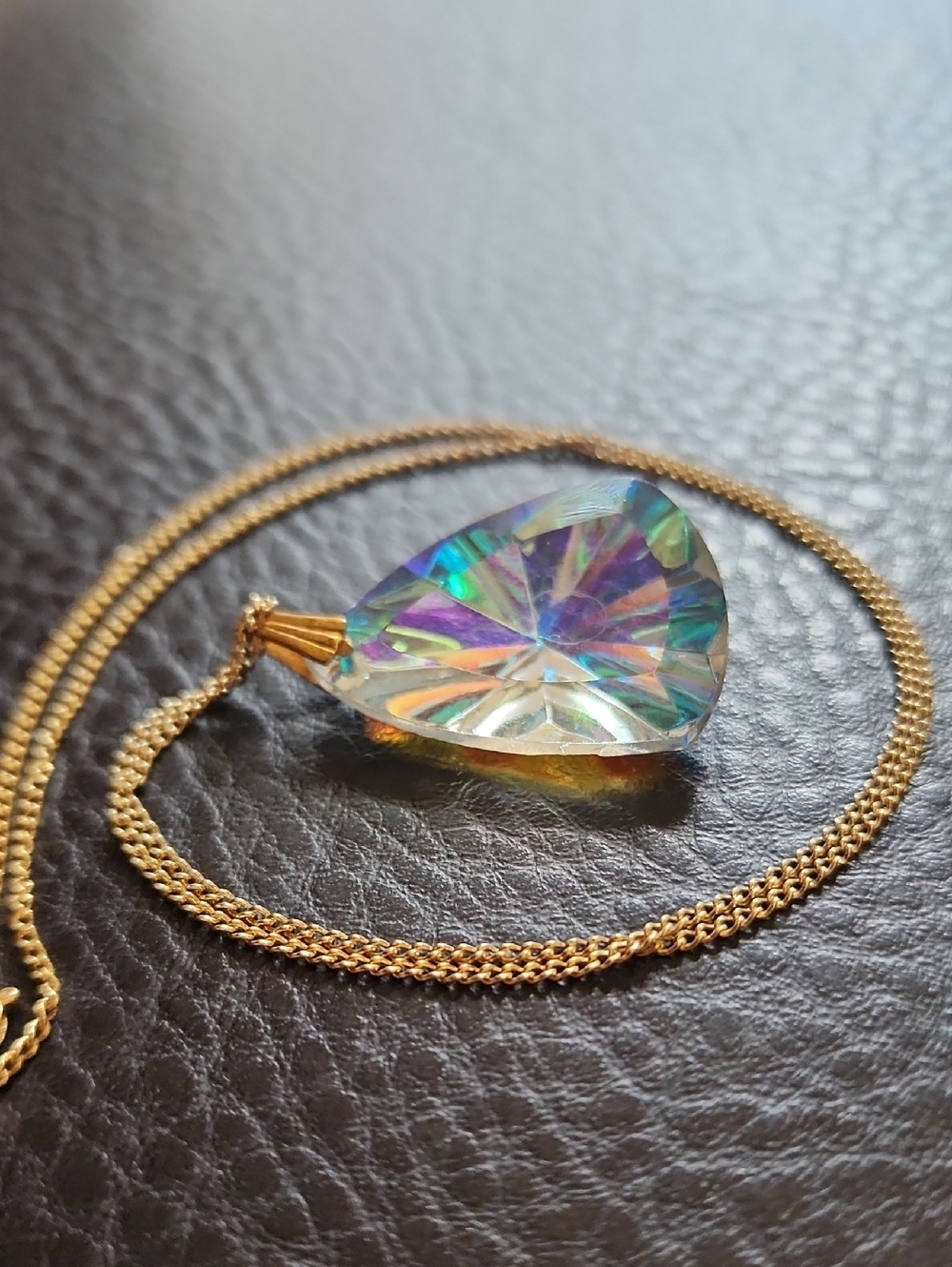 VTG Gold Chain Necklace with Iridescent Teardrop Crystal Pendant